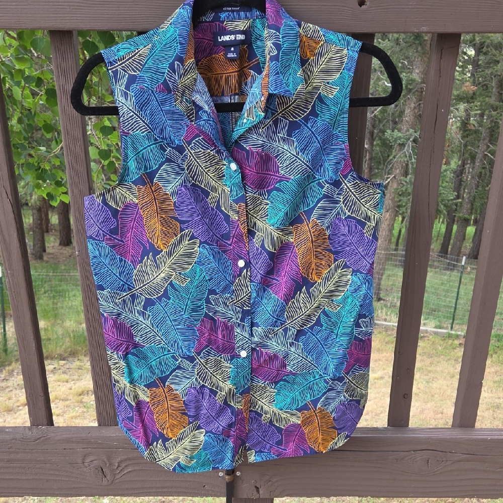 Lands' End Women's Colorful Leaf Print Button Down Sleeveless Shirt